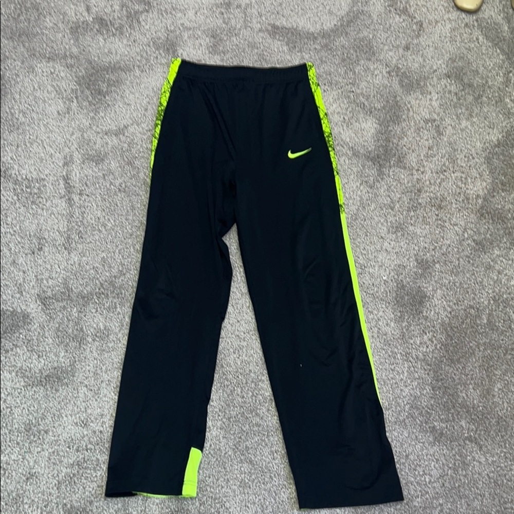 Nike Black and Green Sweatpants with‎ Neon Stripes  ZS XL
